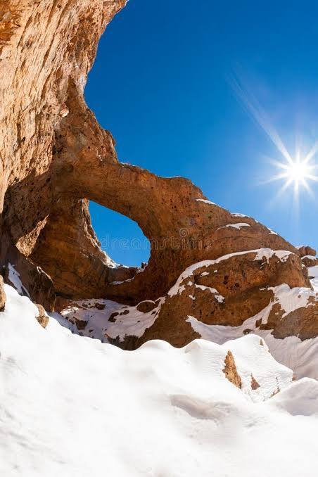 Traveller photo from the Agoudal area, eastern High Atlas